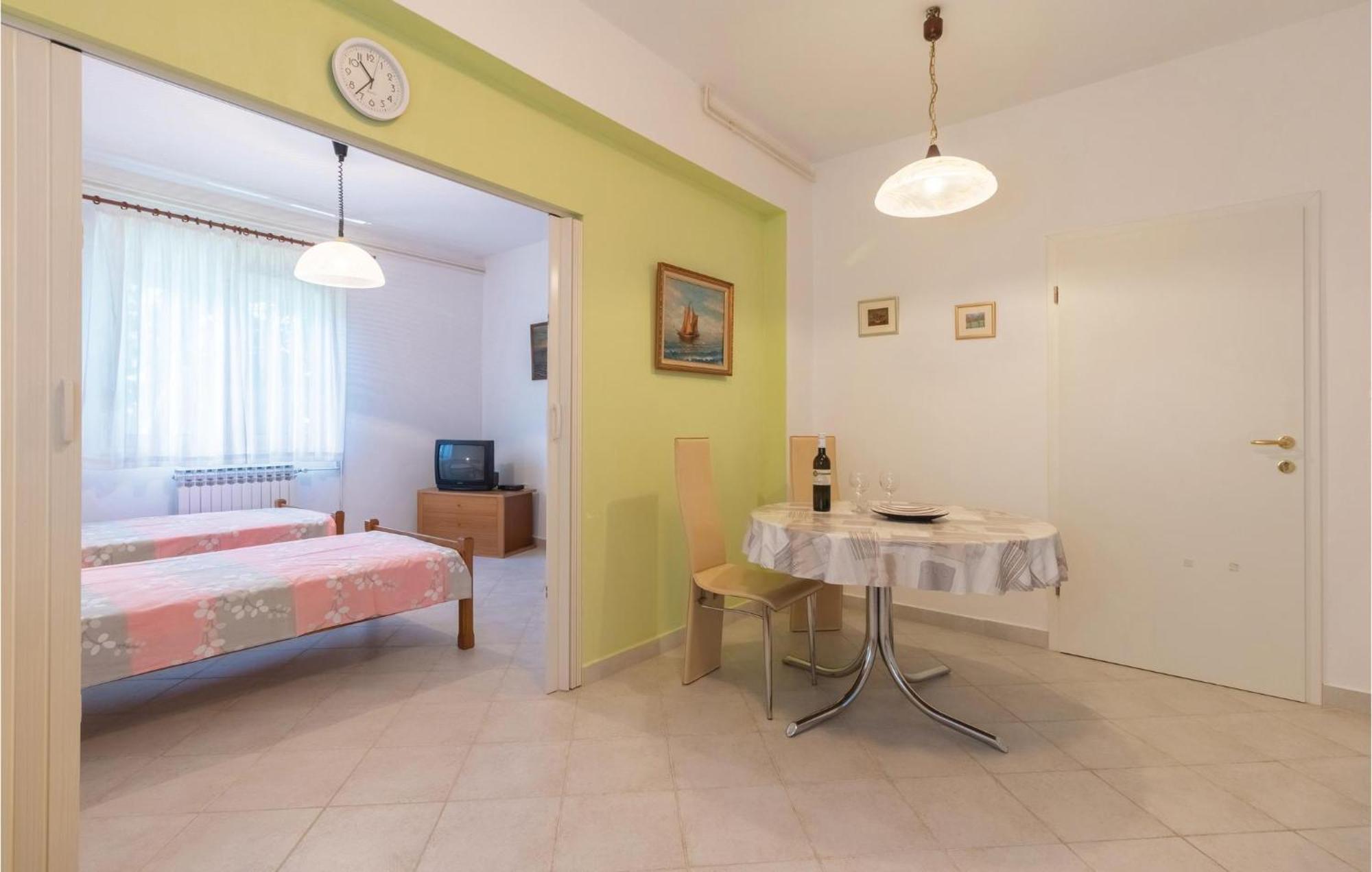 Nice Apartment In Zadar With Kitchen Buitenkant foto