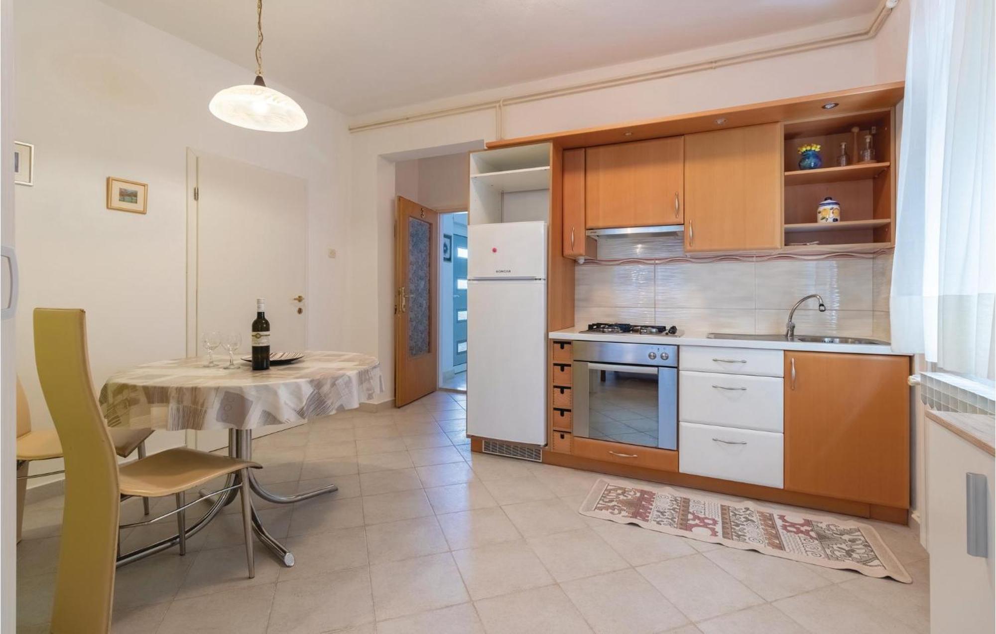 Nice Apartment In Zadar With Kitchen Buitenkant foto