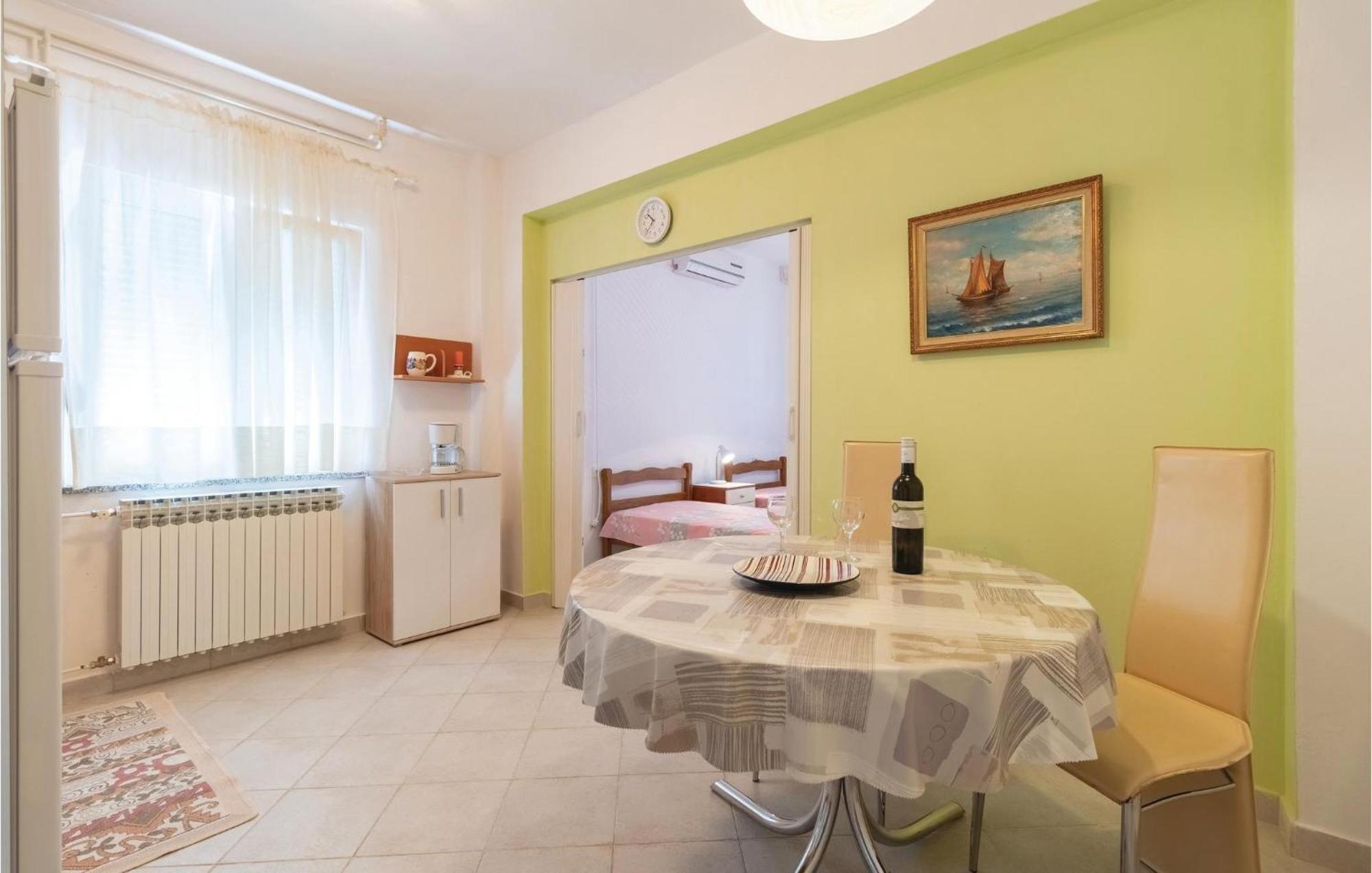 Nice Apartment In Zadar With Kitchen Buitenkant foto