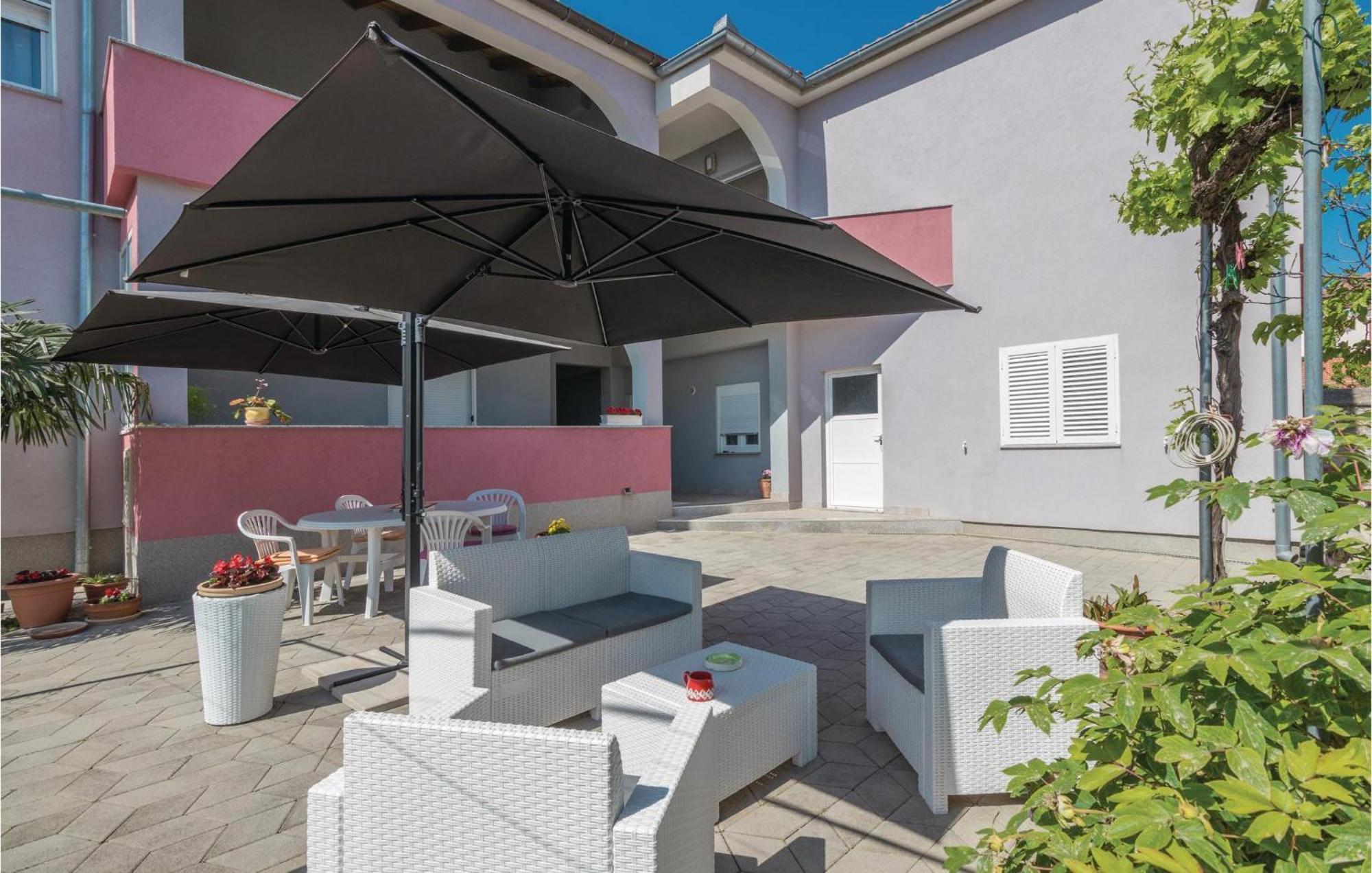 Nice Apartment In Zadar With Kitchen Buitenkant foto